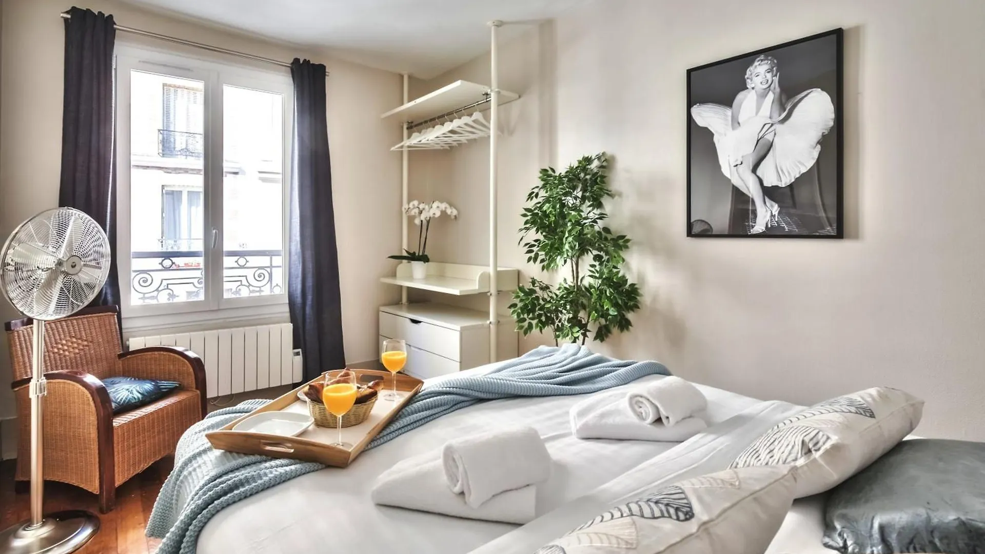 831c Friendly Property In Apartment Paris