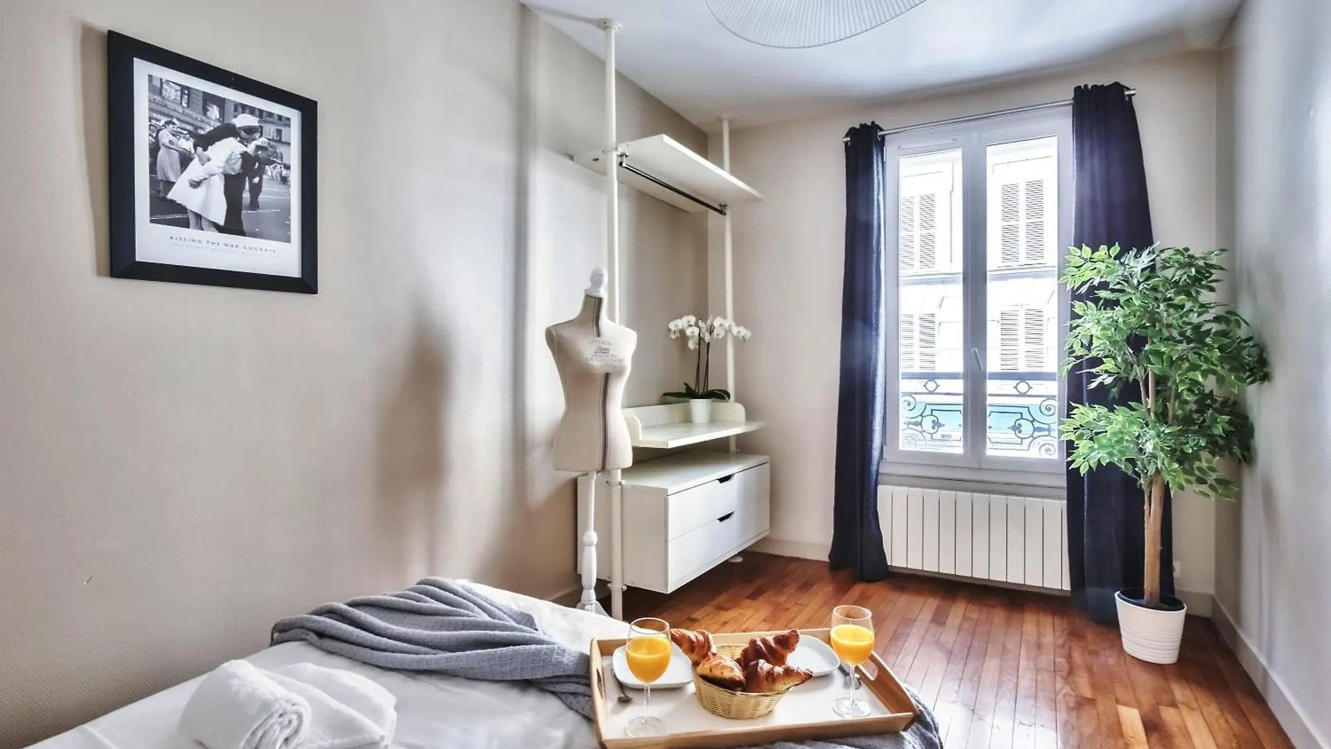 831c Friendly Property In Apartment *